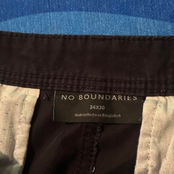No Boundaries Black Cargo Pants - Picture 5 of 6